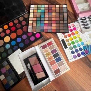 MAKEUP Make Up Bundle Eye Shadow ~ Dozens Of Colors ~ Eye Lashes Too!